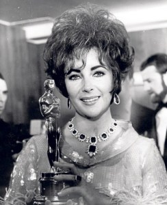elizabeth-taylor_1935301a